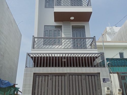 Bán nhà đẹp 4 tầng, 4 Pn, 3 WC KDC Sài Gòn New Land đường 8m, DTSD 168m2, hướng đông, giá 4.35 tỷ